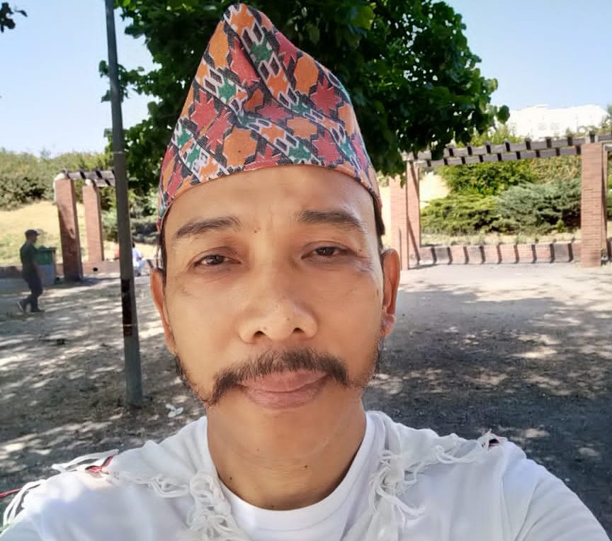 <strong>टेक बहादुर थापा</strong>